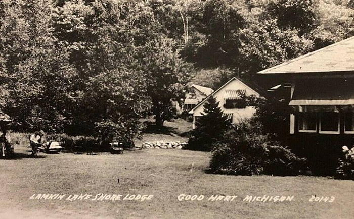 Lamkin Lake Shore Lodge